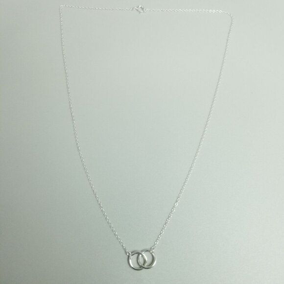 Sterling Silver Interlocking Rings Pendant Necklace, Thin Chain, Dainty, 925 - Picture 3 of 8
